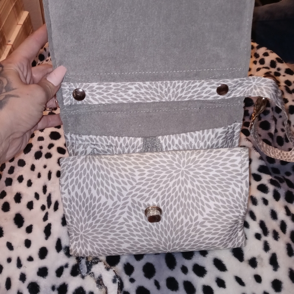 Grey Lilly Bit diaper or miscellaneous bag - Picture 5 of 9